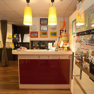  Hostel River Singapore